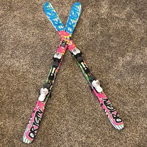 Twin Tip Skis